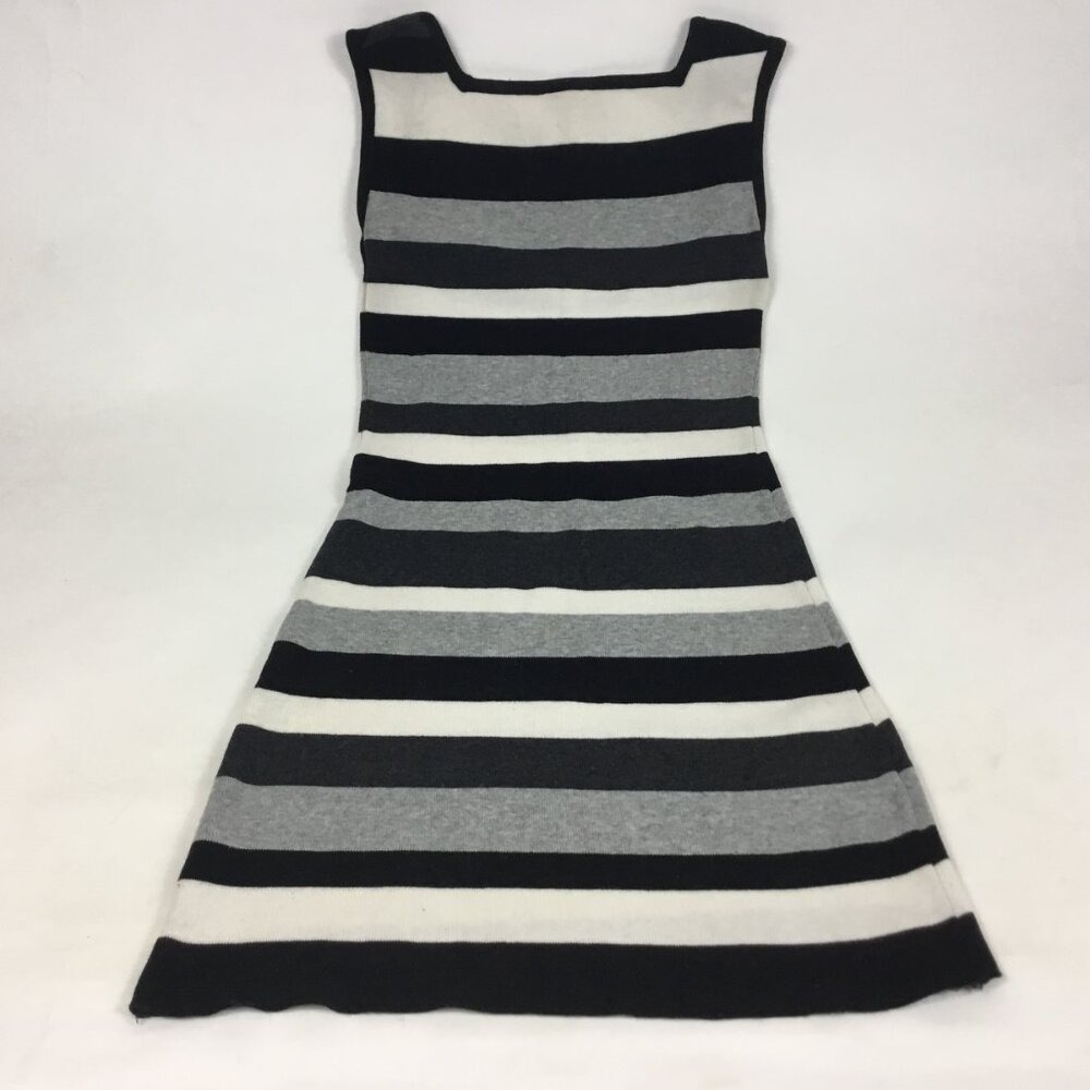 (PO) A-list; Blk, Wht & Gray Tank Top - Picture 2 of 12